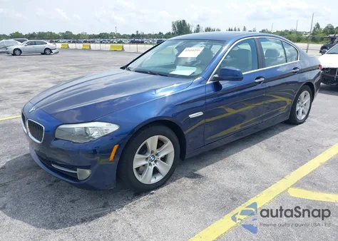 2013 BMW 528I из США, поврежденный, VIN WBAXG5C5XDDY33220